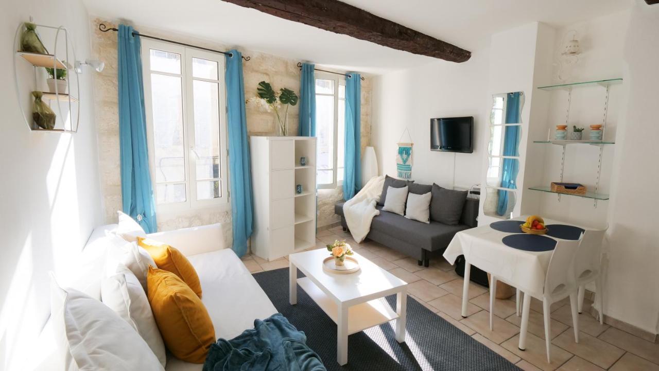 25 M2 Centre *